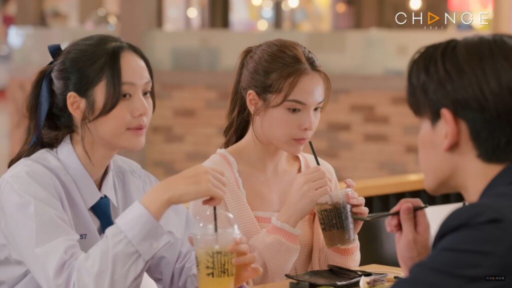 Phleng and Wan in a scene illustrating toxic emotional patterns in the drama series Affair.