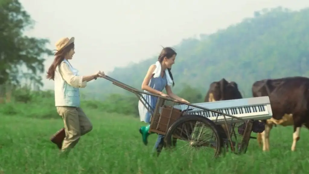 The Cheese Sisters showcases rural queer love in Thai GL movies with subtle charm.