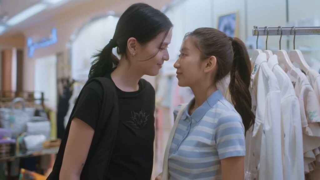 Jattawa and P’Four in Reverse 4 You, a Healthy GL series balancing sci-fi and emotional respect.