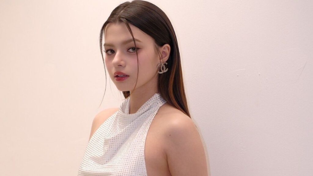 Becky Armstrong, a standout among Thai GL Actresses, in an expressive close-up from IdolFactory.