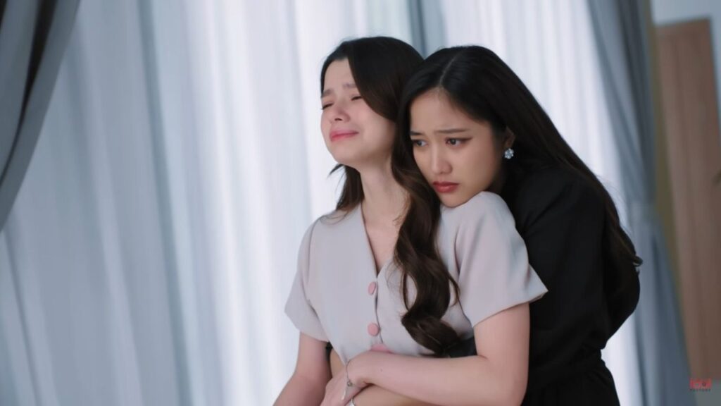 An emotional scene from GAP The Series reflects the challenges and hopes faced by Thai GL creators.